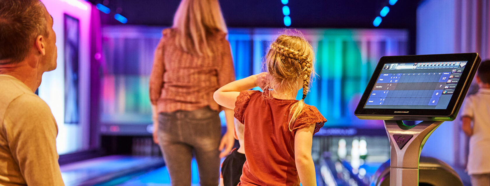 Kom lekker bowlen bij Reuselink! Het ideale uitje voor het hele gezin.