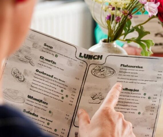 lunchkaart van het restaurant