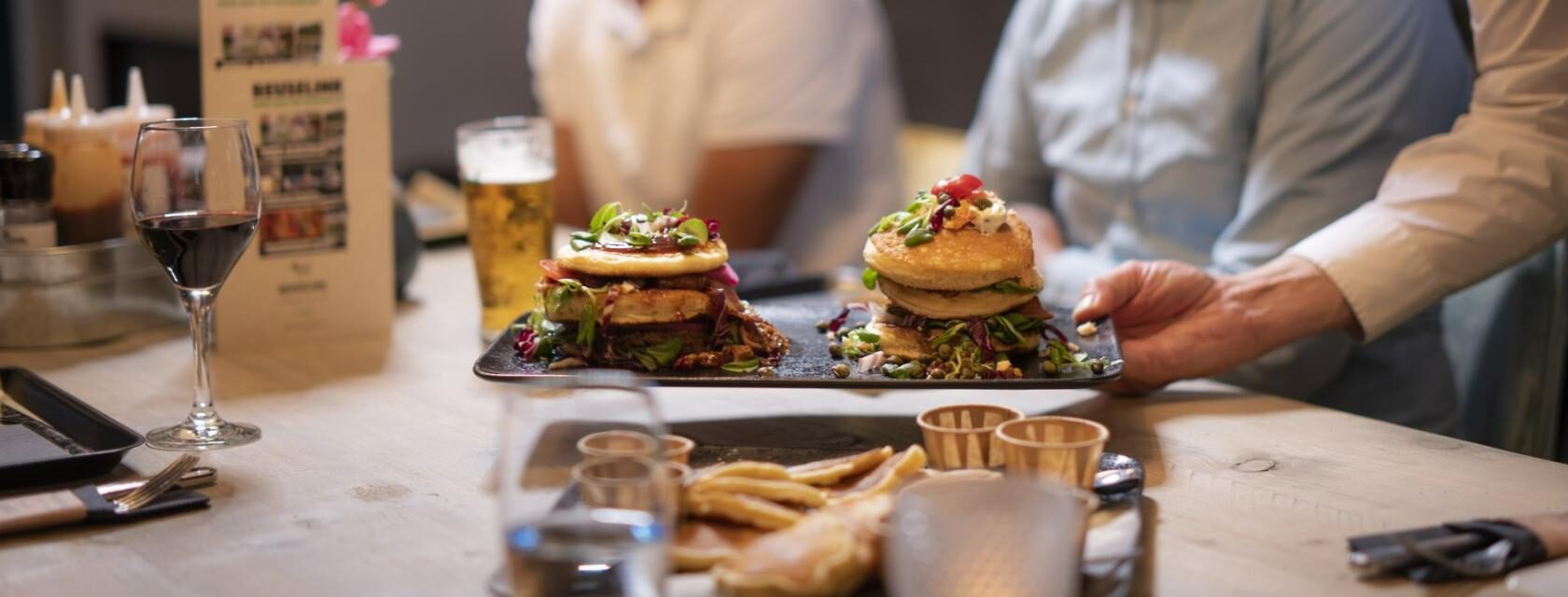 lekkere pannekoeken in het restaurant