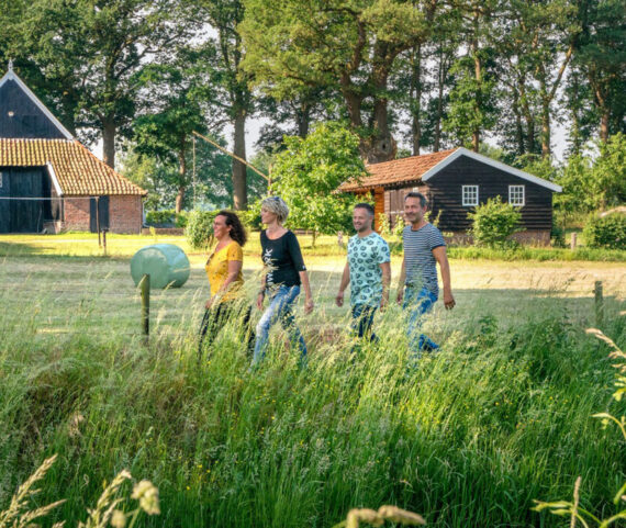 Wandelen in de omgeving van Restaurant Reuselnk